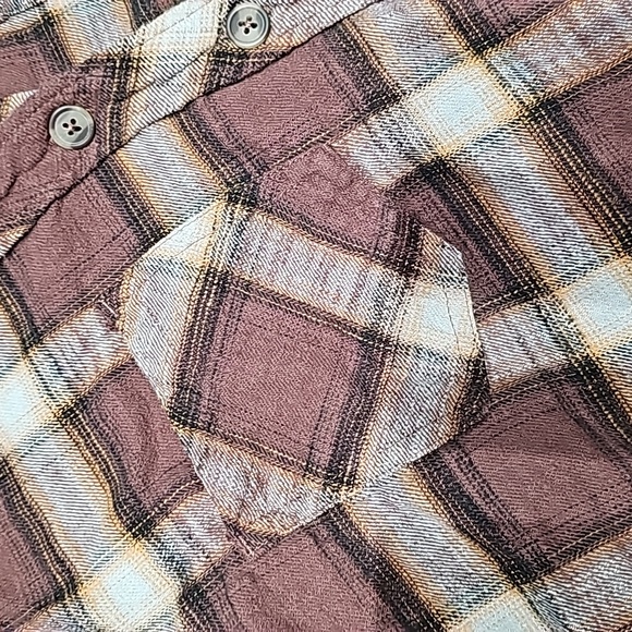 Maurices Brown Flannel medium - Picture 2 of 5